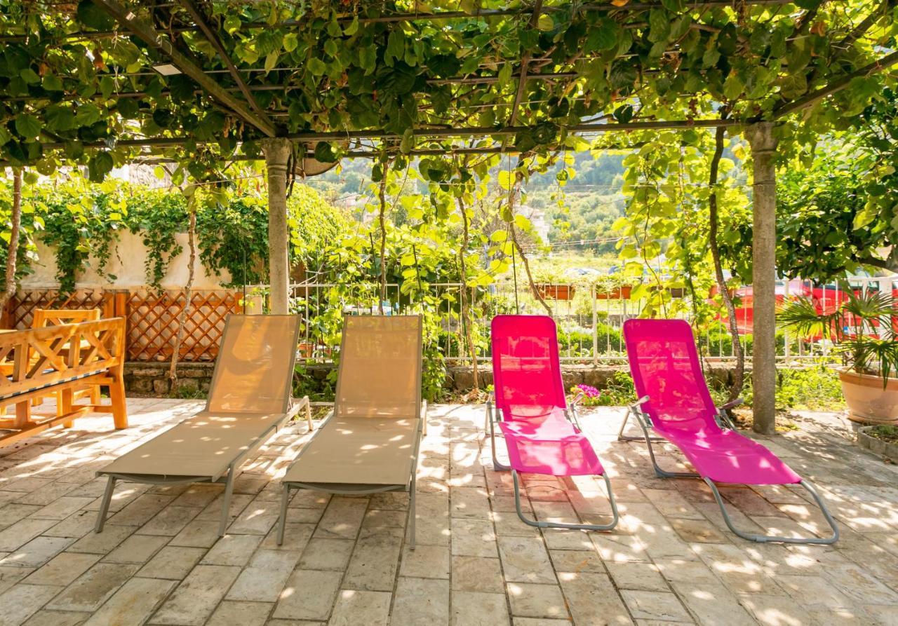 Beachfront House Jovan Kotor Exterior foto