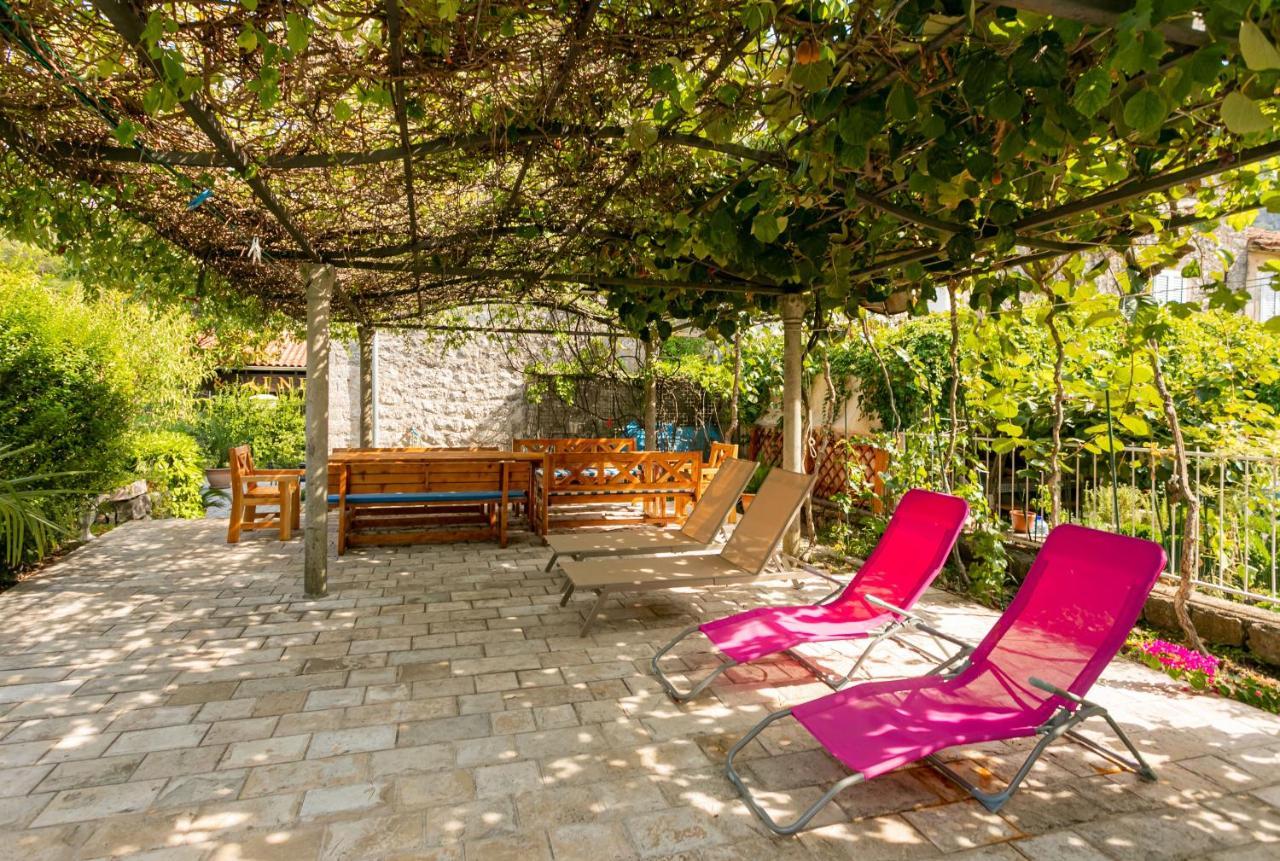 Beachfront House Jovan Kotor Exterior foto