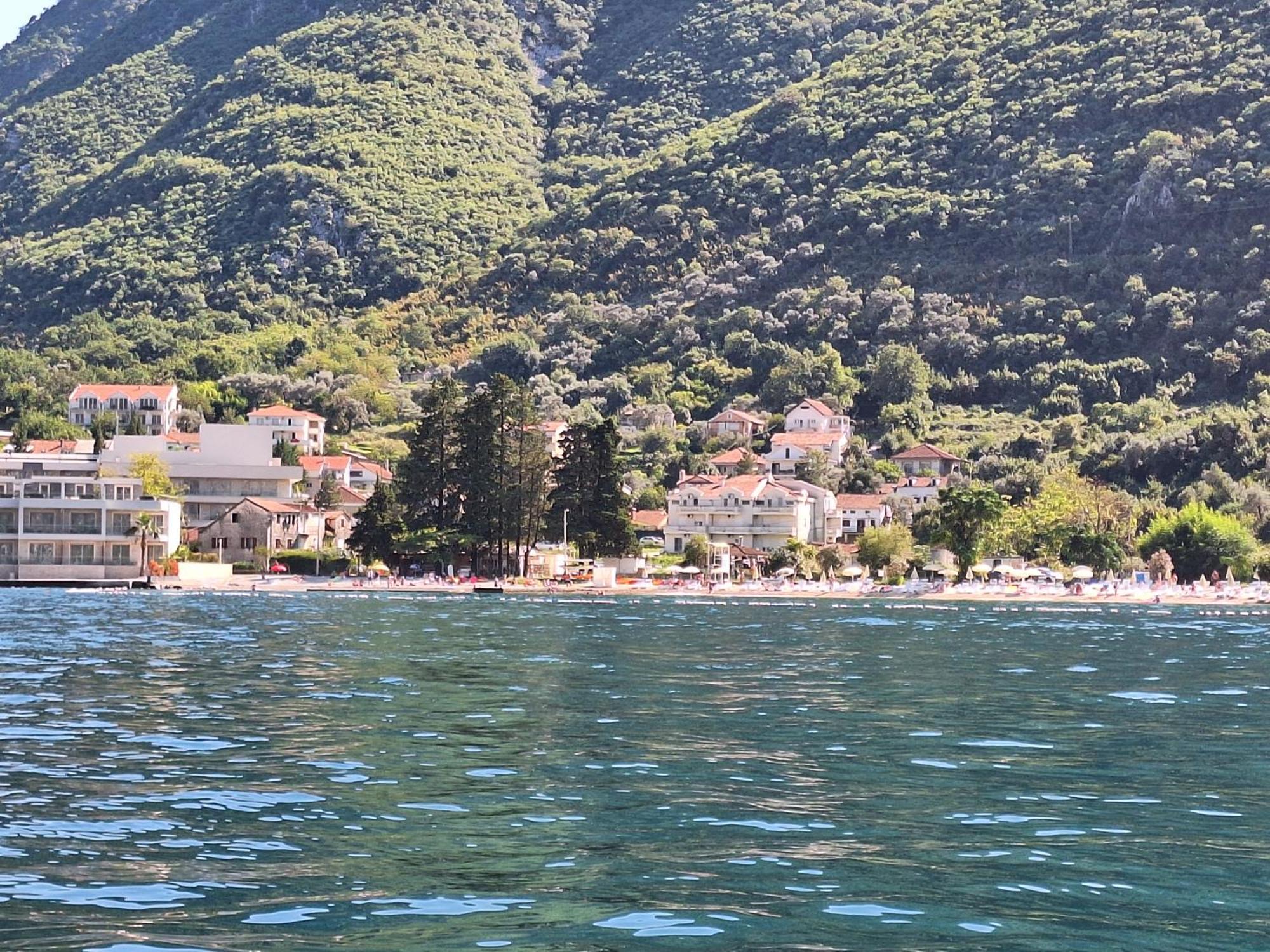 Beachfront House Jovan Kotor Exterior foto