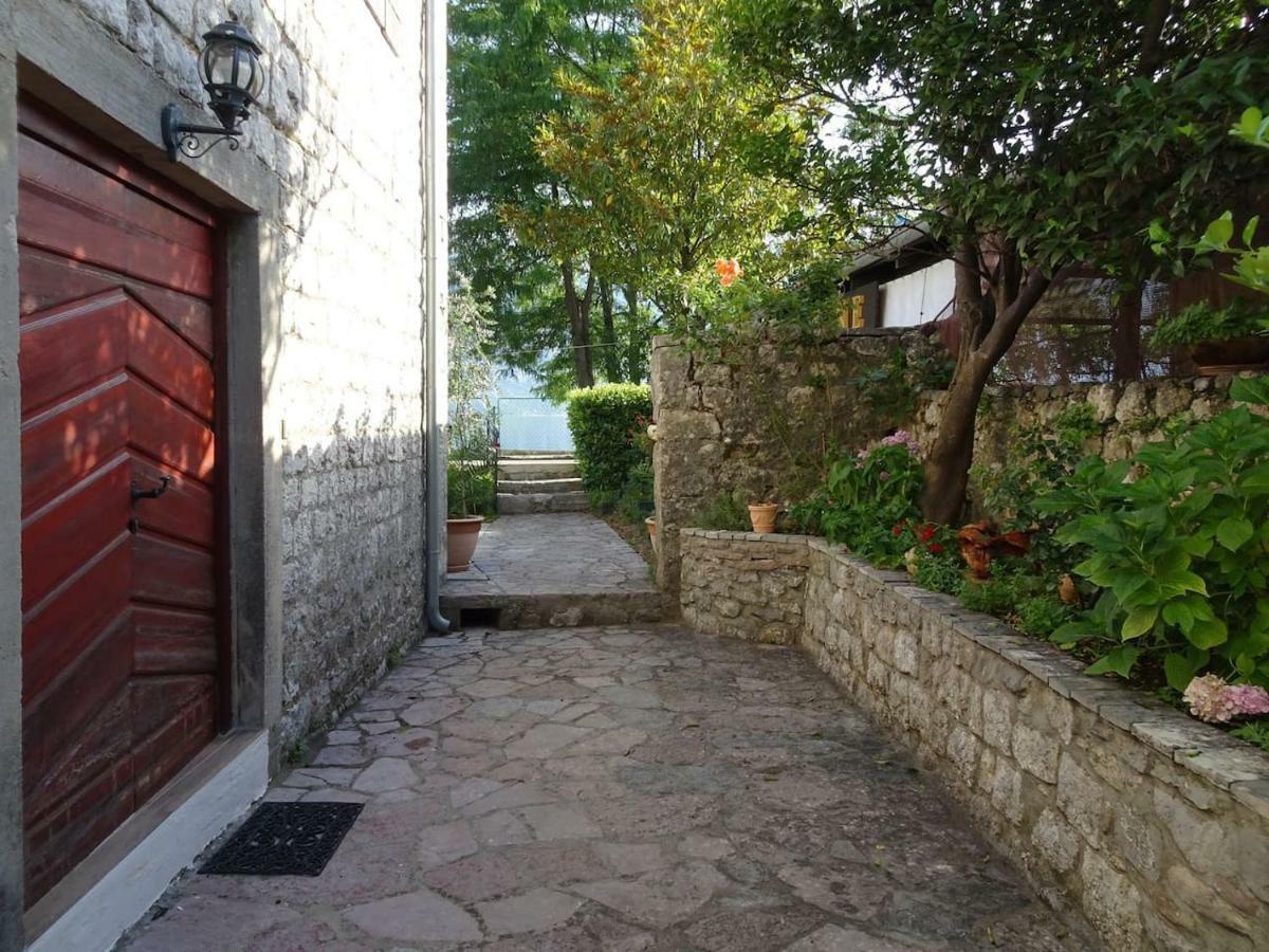 Beachfront House Jovan Kotor Exterior foto